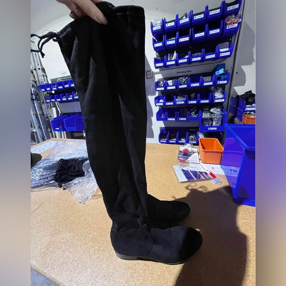 Women’s over the knee boots